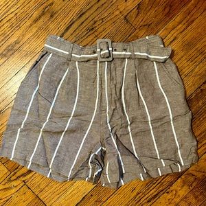 Tan/Cream Pin Stripe Belted Shorts, Size L